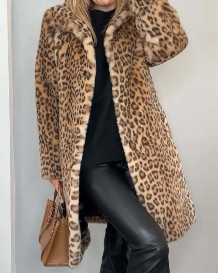 Rocio | Estilo y calidez con estampado leopardo