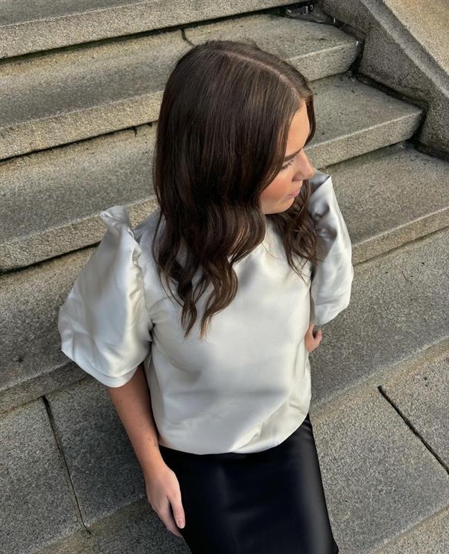 EM Top | Scarlet Sage